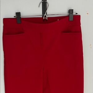 Chico's pants. Pull on. NWOT . Size 1R  ( Chico’s sizing )